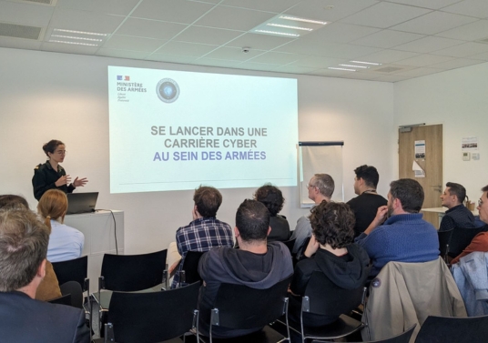 se lancer dans une carrière cyber