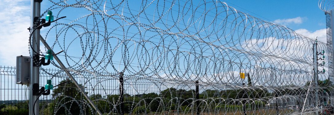 clôture électrique serpe bretagne cyber alliance